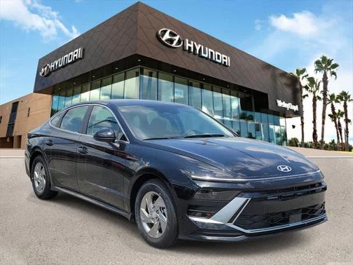 2025 Hyundai SONATA SE