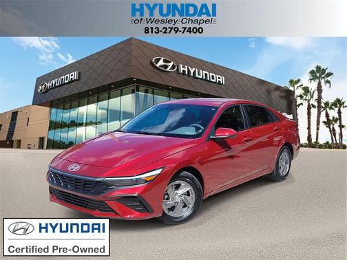 2025 Hyundai ELANTRA SE