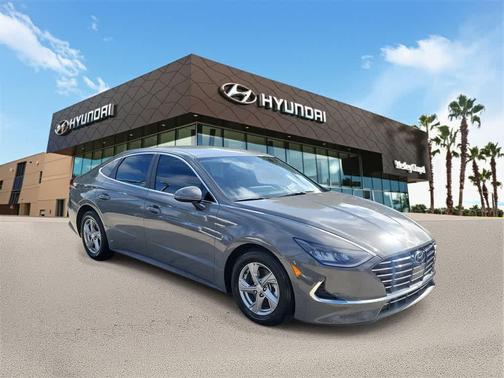 2022 Hyundai SONATA SE