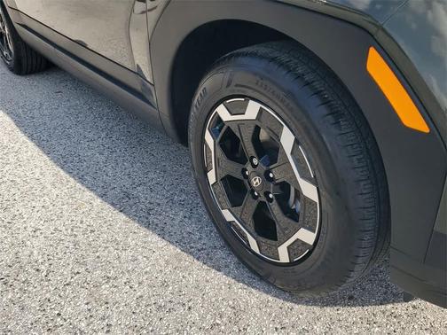 2025 Hyundai SANTA FE SEL 2.4