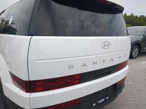 2025 Hyundai SANTA FE SE