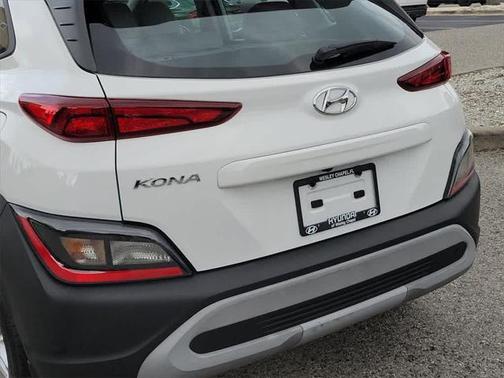 2023 Hyundai KONA SE