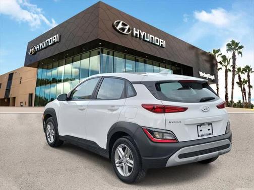 2023 Hyundai KONA SE