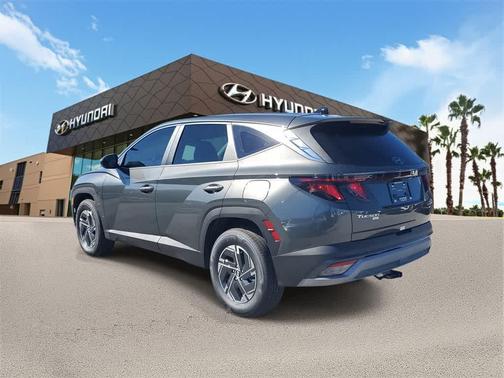 2026 Hyundai TUCSON Hybrid Blue SE