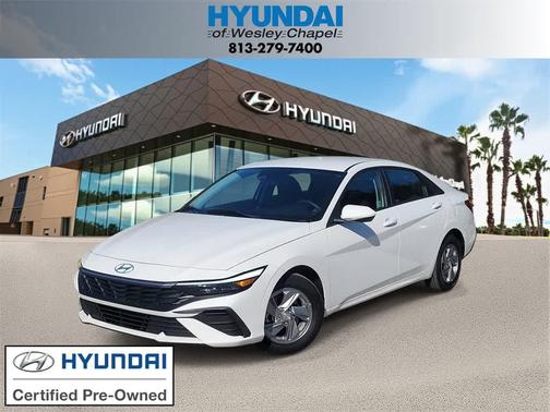2024 Hyundai ELANTRA SE