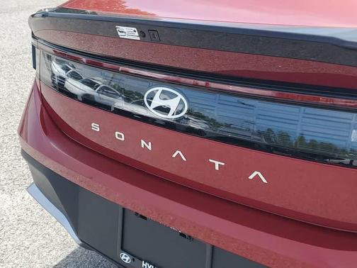 Ultimate Red 2026 Hyundai SONATA SE
