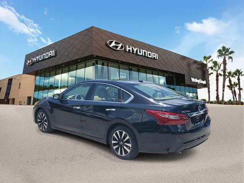 Super Black 2018 Nissan Altima 2.5 SL