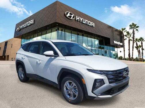 2025 Hyundai TUCSON SE