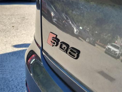 2022 Audi SQ8 4.0T Premium Plus