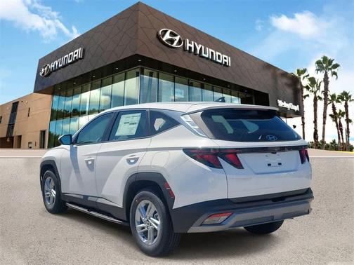 2025 Hyundai TUCSON SE