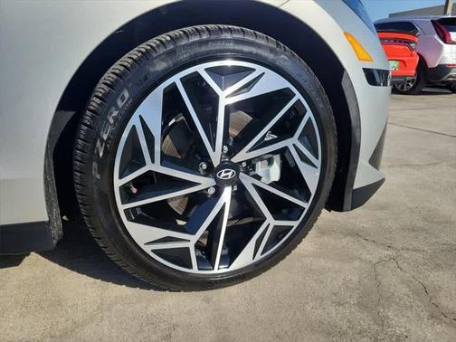 2023 Hyundai IONIQ 6 SEL