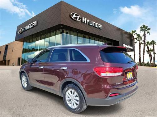 2018 Kia Sorento LX