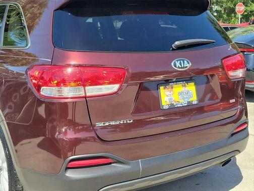 2018 Kia Sorento LX