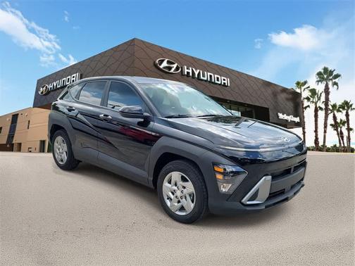 2025 Hyundai KONA SE