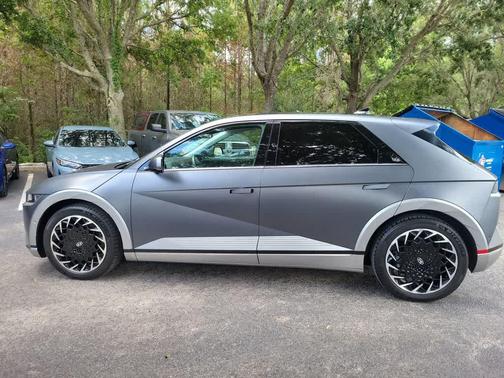 Shooting Star (Matte Gray) 2023 Hyundai IONIQ 5 Limited