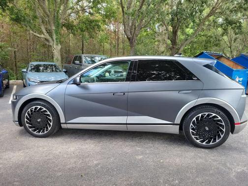 Shooting Star (Matte Gray) 2023 Hyundai IONIQ 5 Limited