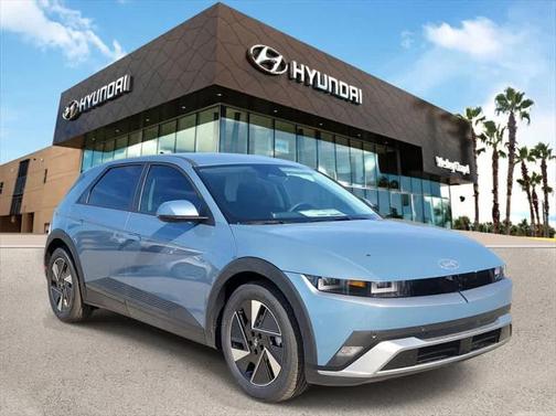 2025 Hyundai IONIQ 5 SE