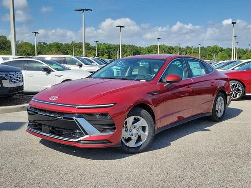 2025 Hyundai SONATA SE