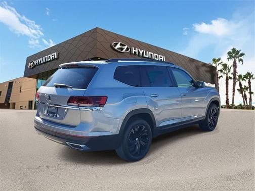 2022 Volkswagen Atlas 2.0T SE w/Technology