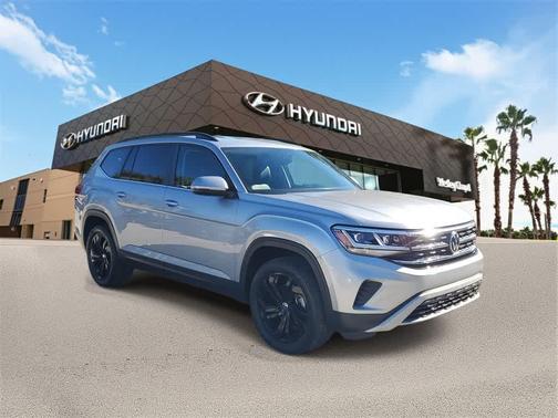 2022 Volkswagen Atlas 2.0T SE w/Technology