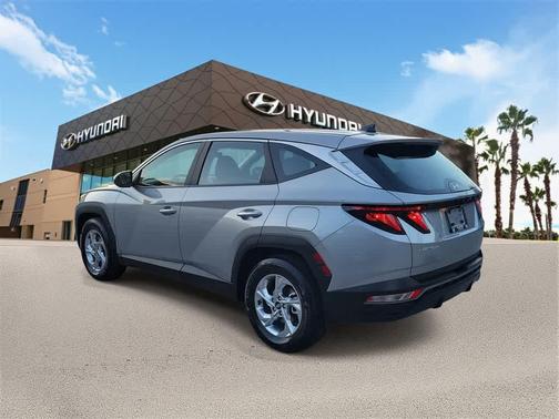 2024 Hyundai TUCSON SE