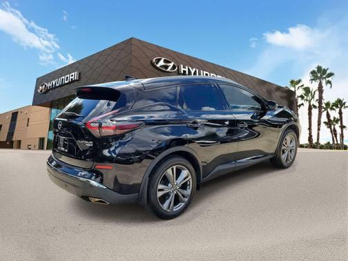 2023 Nissan Murano Platinum