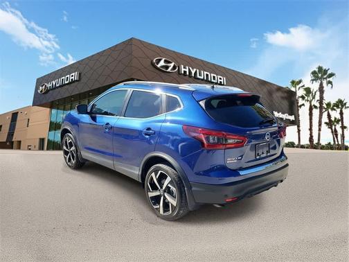 2022 Nissan Rogue Sport SL