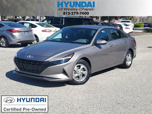 2023 Hyundai ELANTRA SE