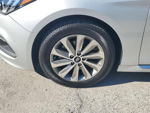 2017 Hyundai SONATA Sport