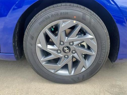 2025 Hyundai ELANTRA HEV Blue