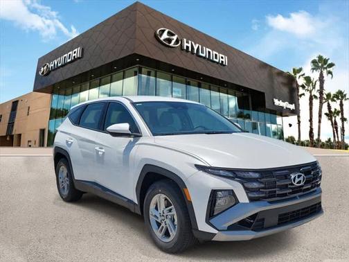 2025 Hyundai TUCSON SE
