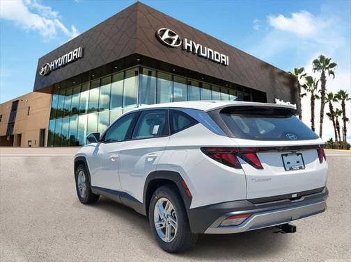 2025 Hyundai TUCSON SE