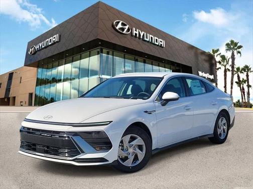 2025 Hyundai SONATA SE