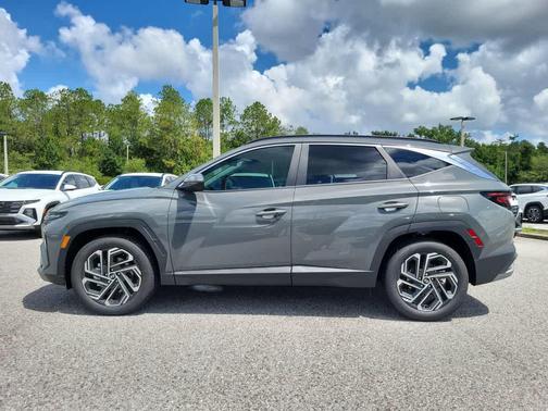 Hampton Gray 2026 Hyundai TUCSON SEL Plus