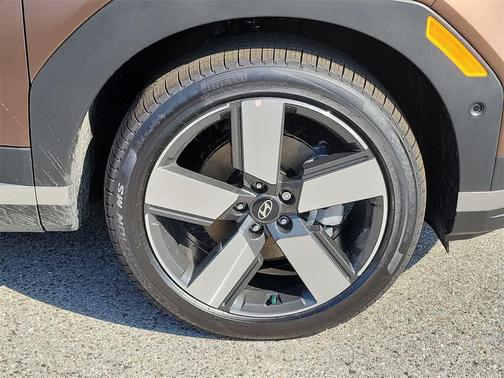 2025 Hyundai SANTA FE Limited