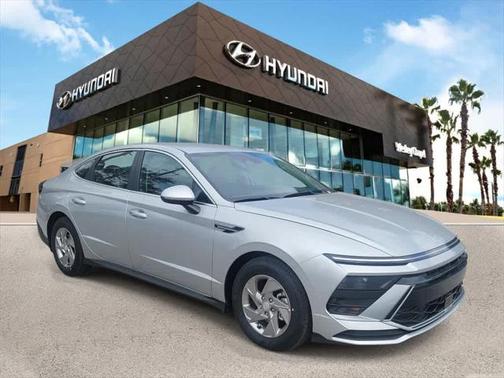 2025 Hyundai SONATA SE