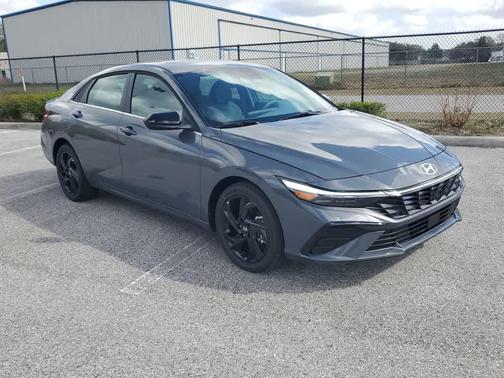 2026 Hyundai ELANTRA Sport