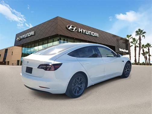 2020 Tesla Model 3 Standard Range