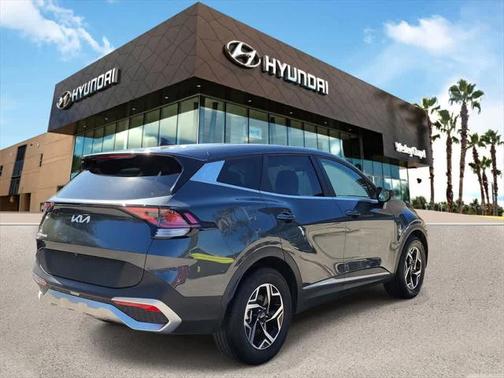 2024 Kia Sportage LX
