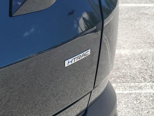Phantom Black 2026 Hyundai TUCSON SE