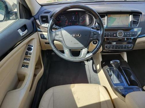 2015 Kia Cadenza Premium