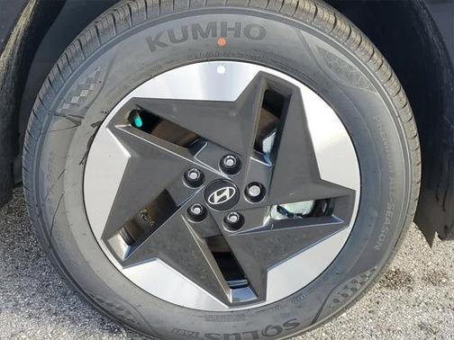 2025 Hyundai KONA EV SEL