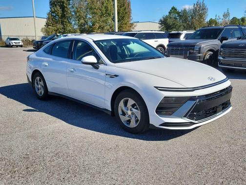 2026 Hyundai SONATA SE
