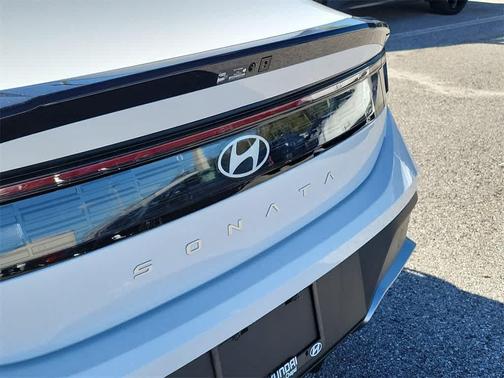 2026 Hyundai SONATA SE