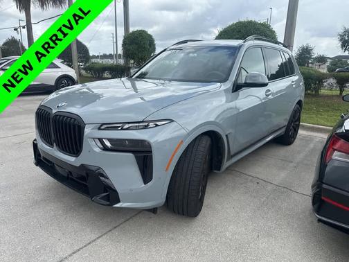 2025 BMW X7 xDrive40i