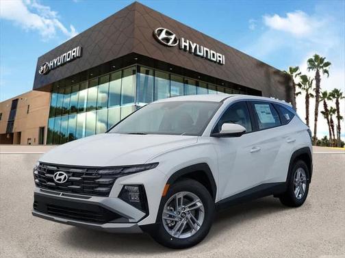 2025 Hyundai TUCSON SE