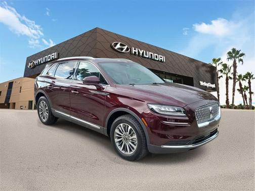 2023 Lincoln Nautilus Standard