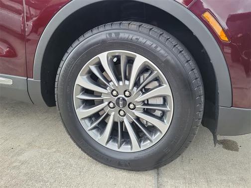 2023 Lincoln Nautilus Standard