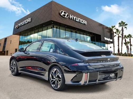 2025 Hyundai IONIQ 6 Limited