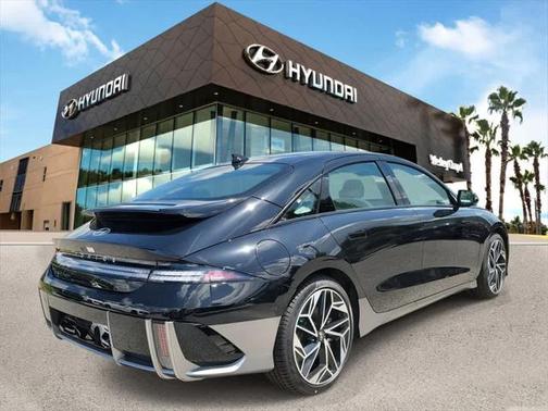2025 Hyundai IONIQ 6 Limited